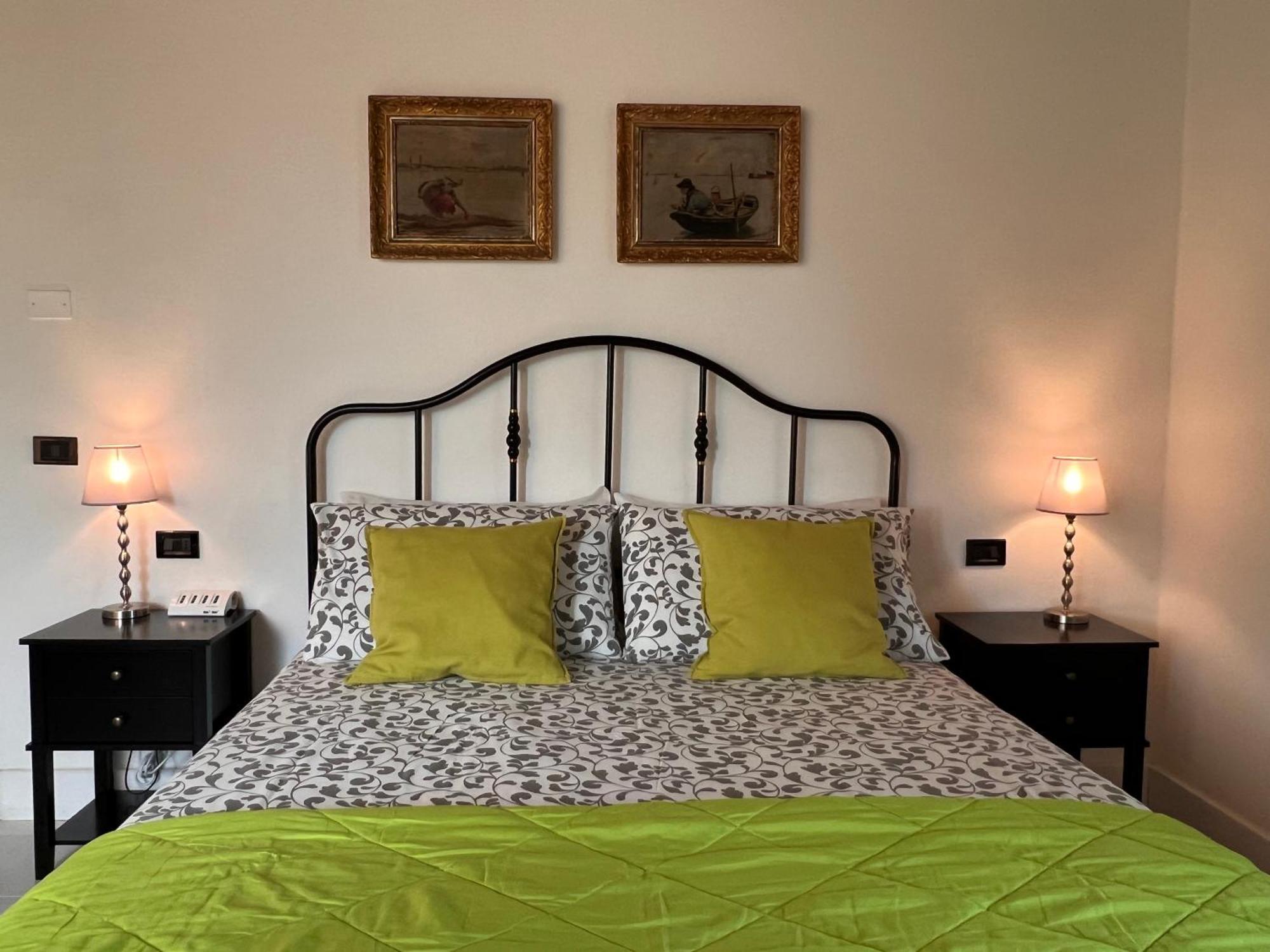 Appartamento "Casa Vacanze Corte Ara Decima" Сона Экстерьер фото