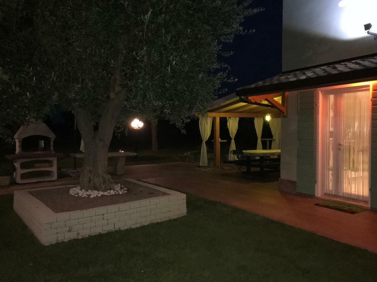 Appartamento "Casa Vacanze Corte Ara Decima" Сона Экстерьер фото
