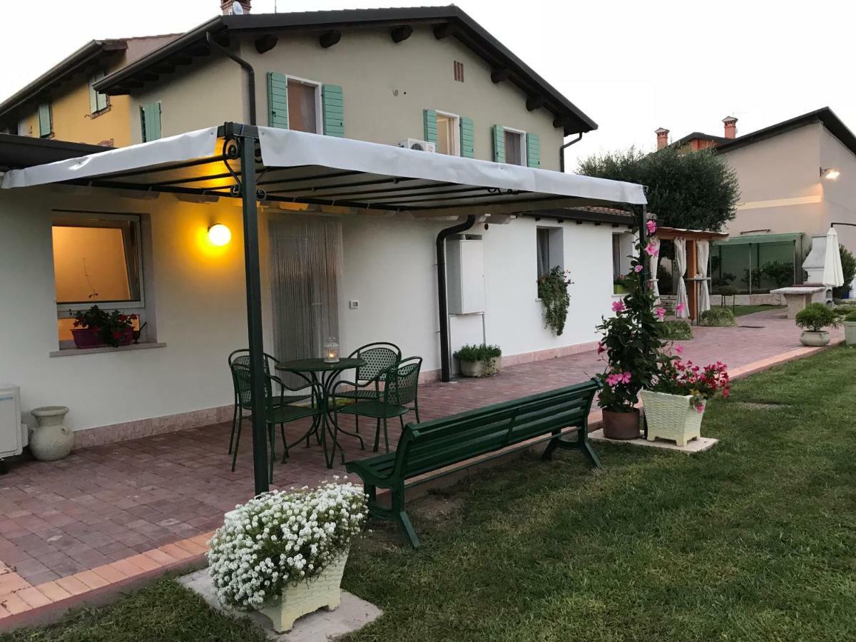 Appartamento "Casa Vacanze Corte Ara Decima" Сона Экстерьер фото